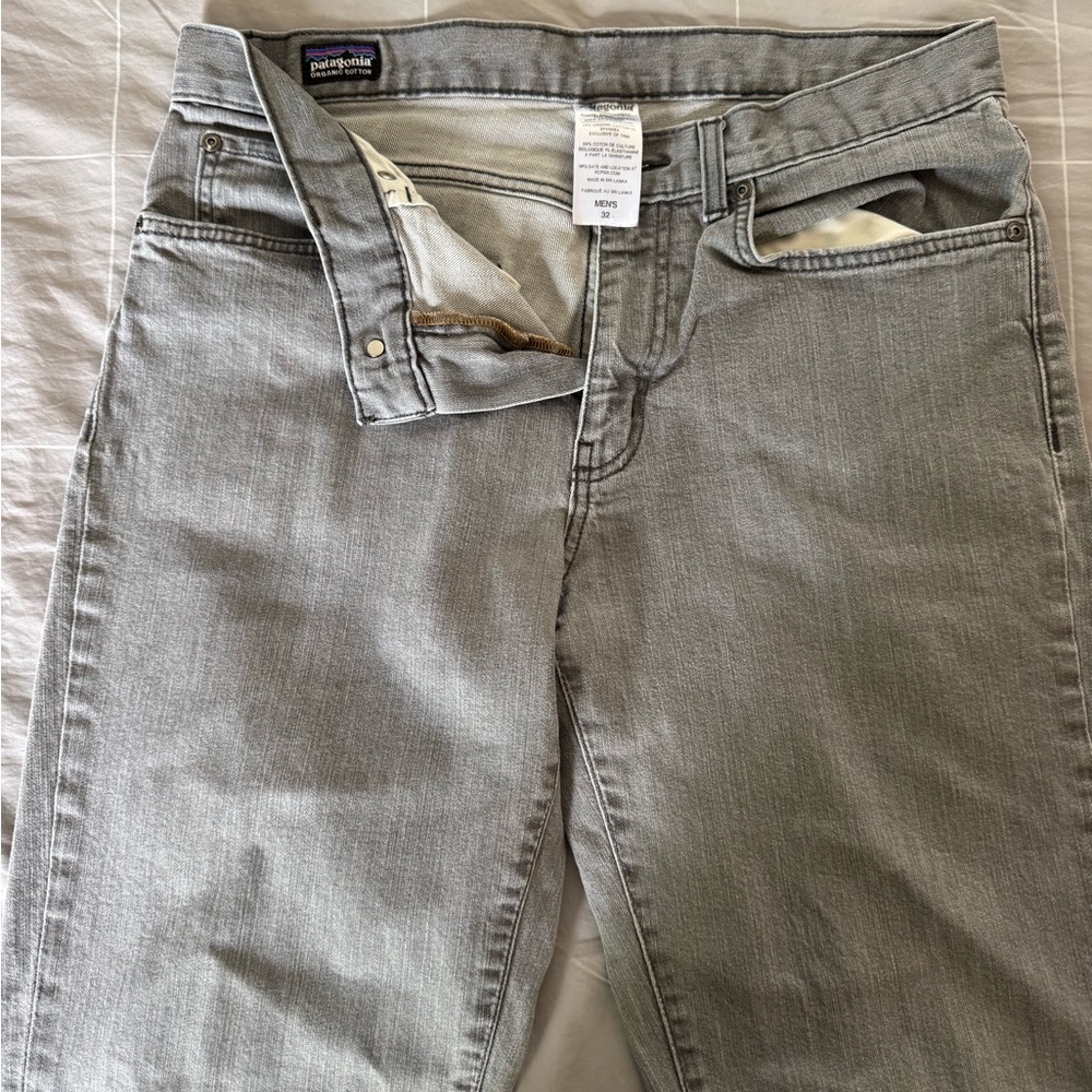 Patagonia Jeans Organic Cotton Gray Straight leg Mens Sz 32